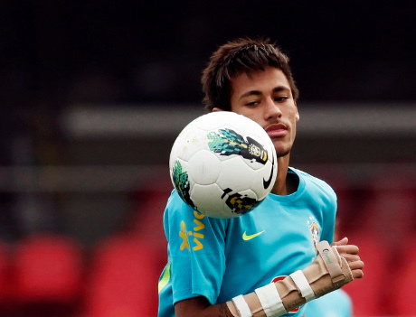 PSG Siap Kucurkan Rp 1,3 Triliun untuk Neymar?