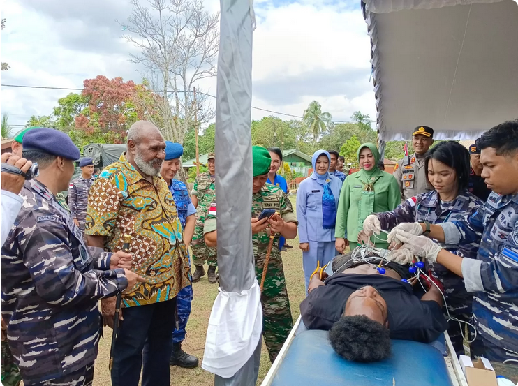 Bakti Kesehatan HUT ke-79 TNI di Merauke Sedot Ribuan Warga 