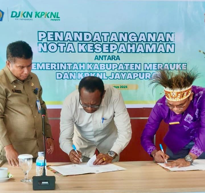 Bupati Merauke dan KPLNL Kembali Menandatangani Nota Kesepahaman Penilaian Barang