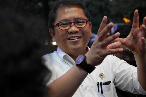 Pesan Jokowi ke Menteri: Semua Layanan Publik Harus Online