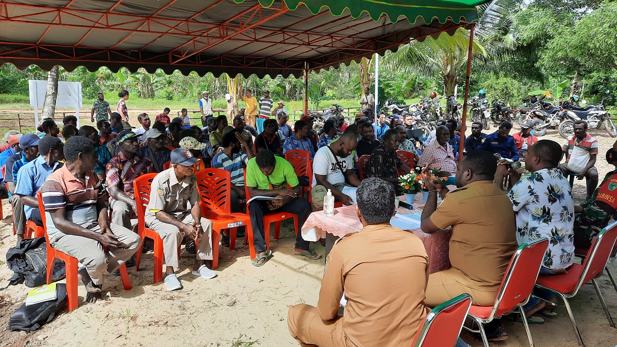 Antusias Aparat Kampung di Kegiatan Musrembang Distrik Tubang 