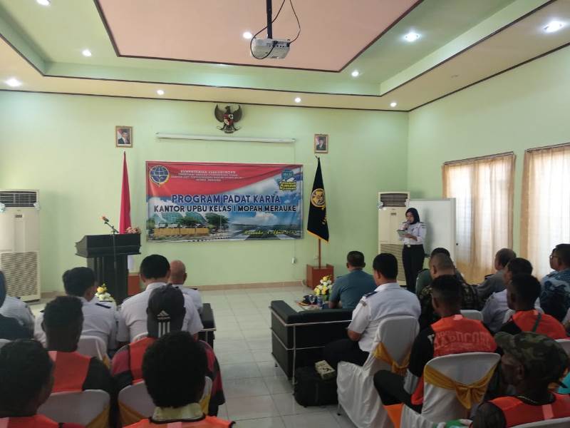 50 Warga Terlibat Kegiatan Padat Karya Bandara Mopah Merauke