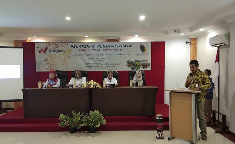 30 Pelaku Usaha, IRT dan Mahasiswa OAP Dilatih Kewirausahaan