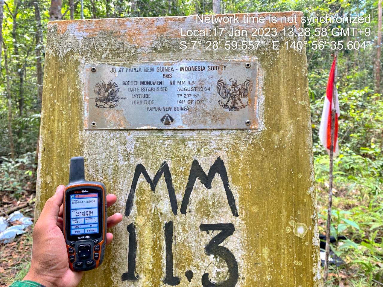 Yonif 511/DY Badak Hitam Patroli Patok Perbatasan RI-PNG