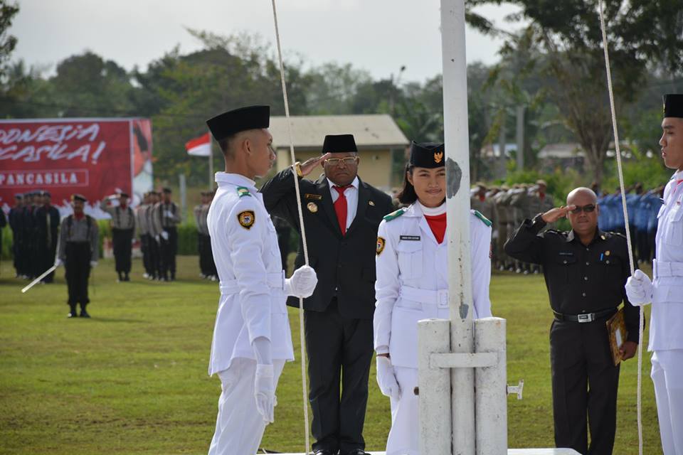 Peringati Hari Lahir Pancasila Melalui Upacara Bendera