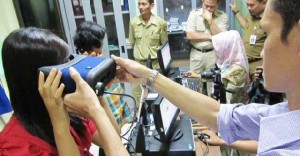 TIDAK PERLU SURAT RT-RW, KINI MENGURUS E-KTP DAN AKTE KELAHIRAN CUKUP FOTO COPY KARTU KELUARGA 