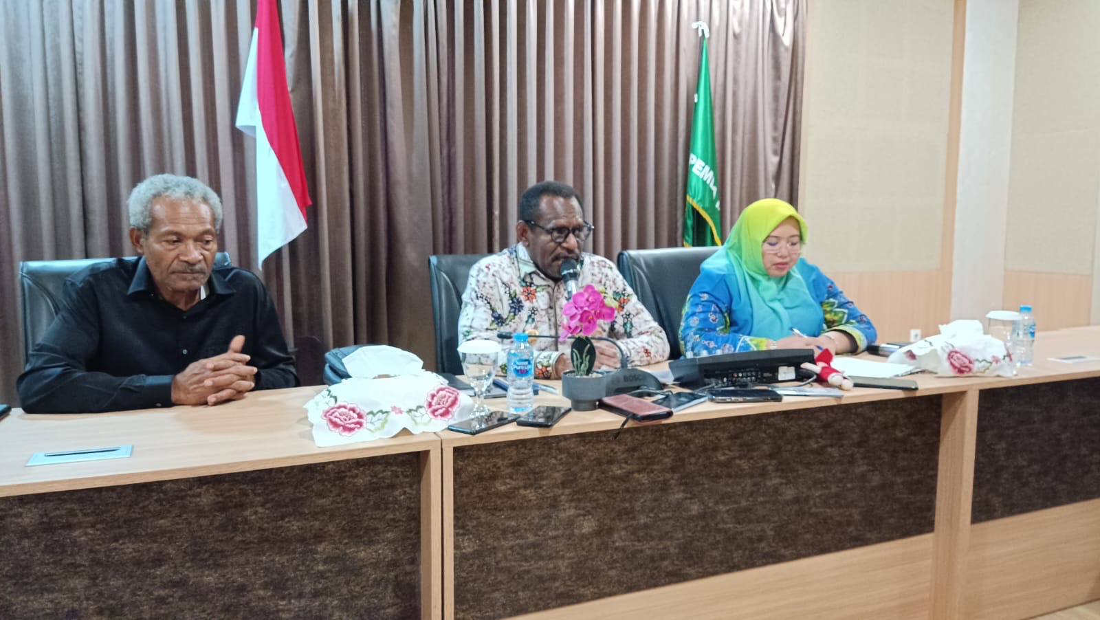 Pemkab Merauke Turunkan Bantuan untuk Dua Distrik Terdampak Banjir Rob