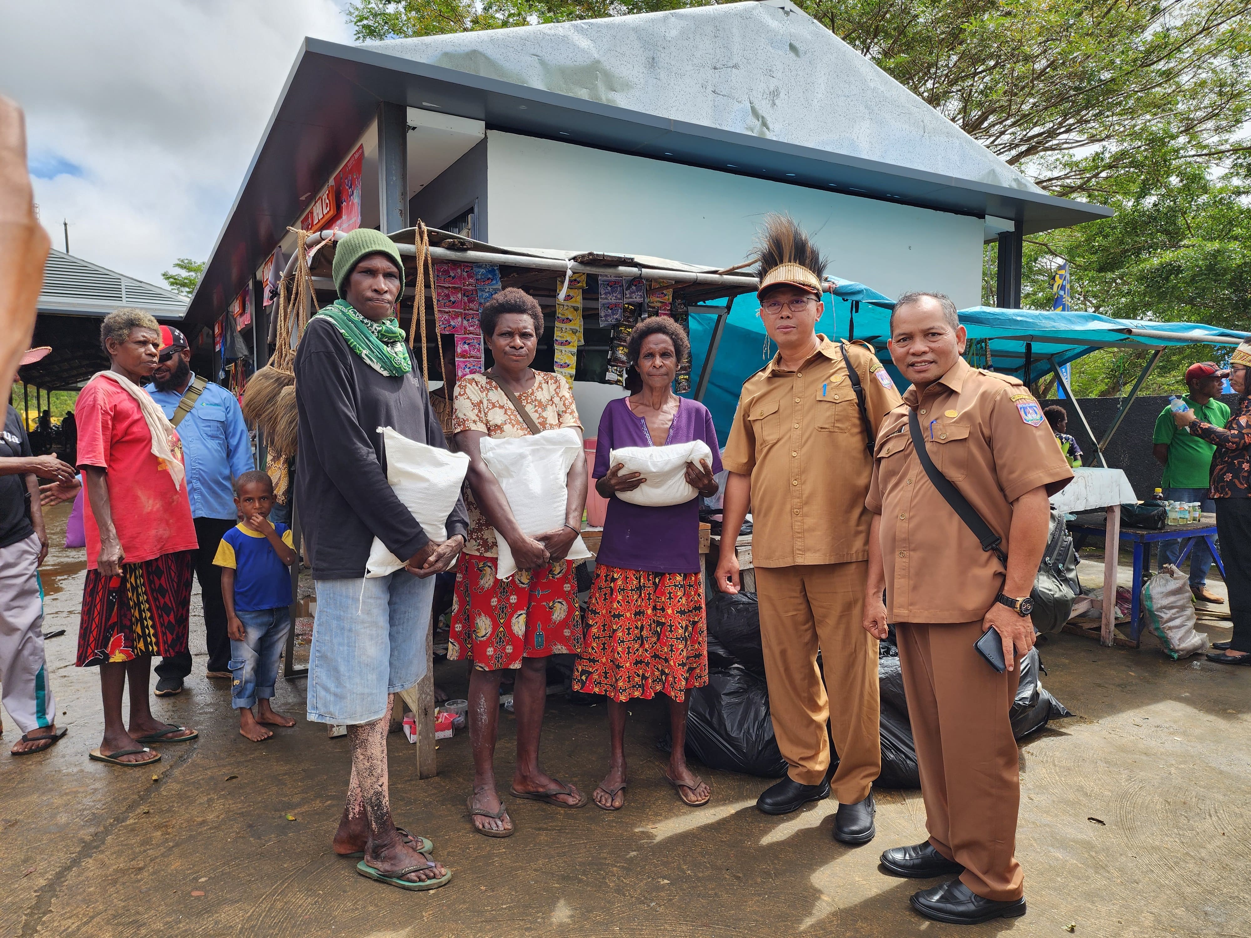 Kominfo Papsel dan Telkomsel Support Konektivitas Telekomunikasi Harganas Ke - 32 di Sota