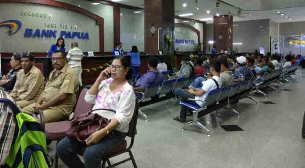 Bank Papua Cabang Merauke Dampingi OAP Melalui Program Mama Menabung