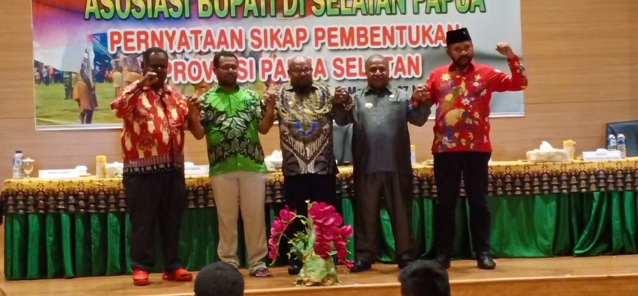 Lima Bupati Sampaikan Pernyataan Sikap Dukung Pemekaran Provinsi Papua Selatan
