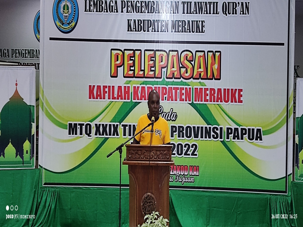 Bupati Romanus Lepas Rombongan Kafilah MTQ Kabupaten Merauke