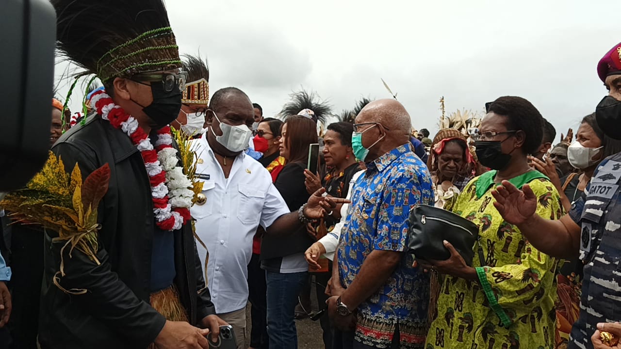 Ribuan Warga Selatan Papua Sambut Kedatangan Panja Komisi II DPR RI di Merauke