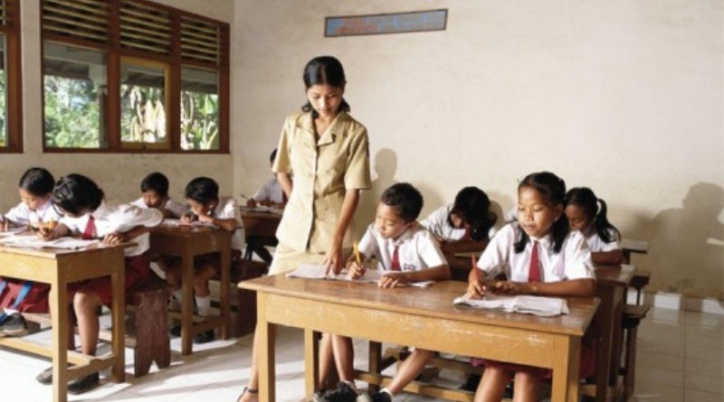 Pemkab Merauke anggarkan Rp7 miliar untuk pendidikan guru 