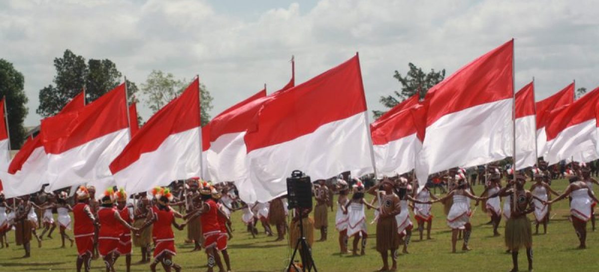 Sambut HUT RI, Warga 12 Kampung Ramai-Ramai Turun Distrik