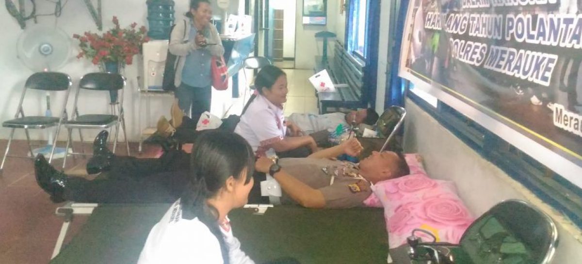 Polantas Merauke Sumbangkan Darahnya