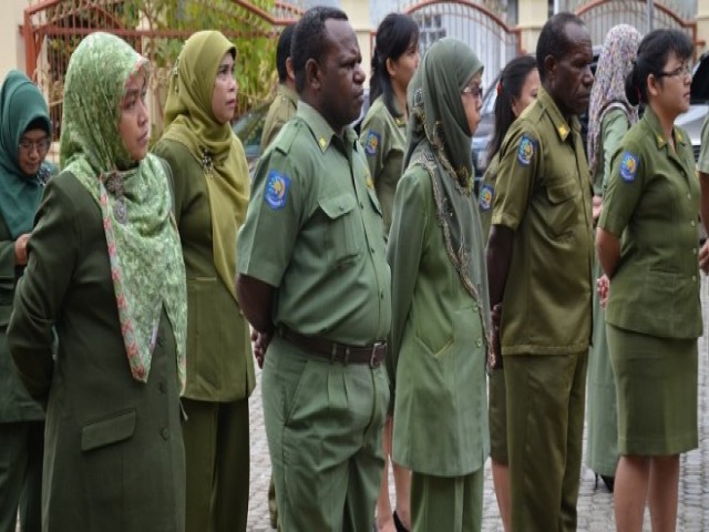 JADUAL PENGGUNAAN PAKAIAN DINAS PNS PEMDA