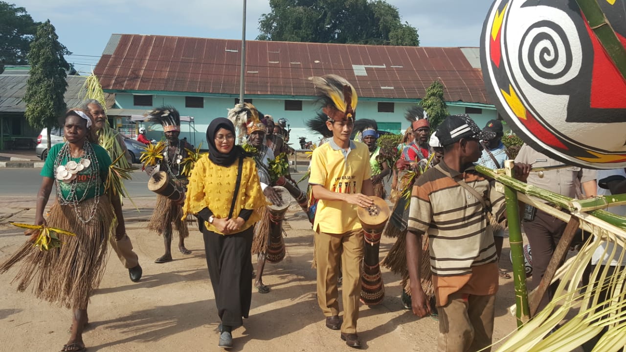 Parade Lima Raja Tifa Menjadi Destinasi Sektor Pariwisata di Kabupaten Merauke