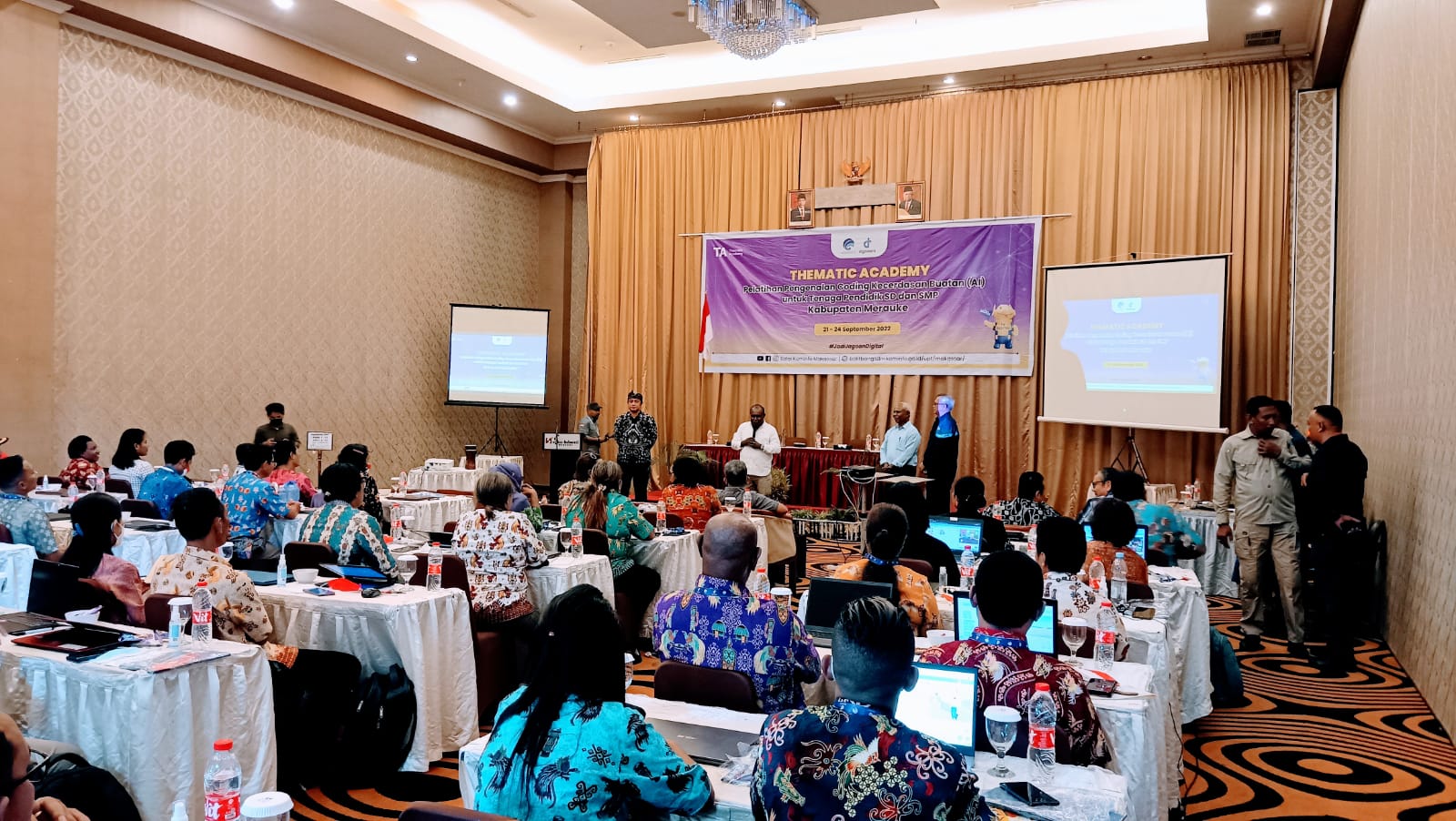 Pelatihan Pengenalan Coding Kecerdasan Artificial Intelligence Bagi Guru