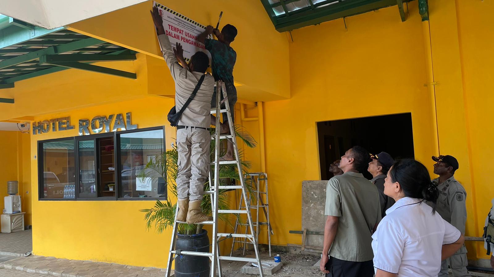 Tekan Peningkatan Kasus HIV-AIDS, Satpol PP Merauke Lakukan Penindasan Perda di Hotel Ini