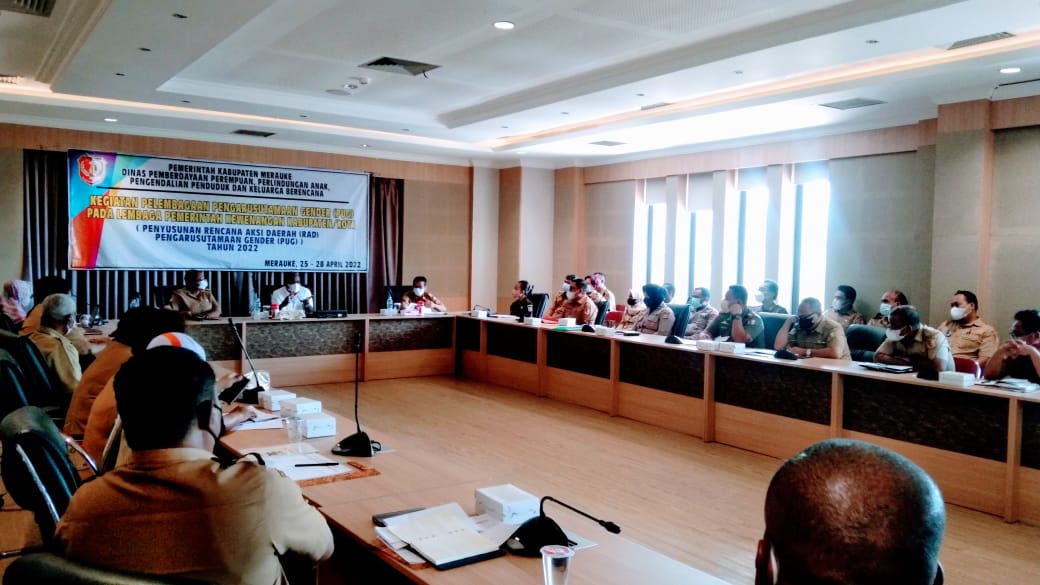 Bupati Romanus Mbaraka Buka Kegiatan Pelembagaan Pengarusutamaan Gender Dalam Rangka Penyusunan RAD