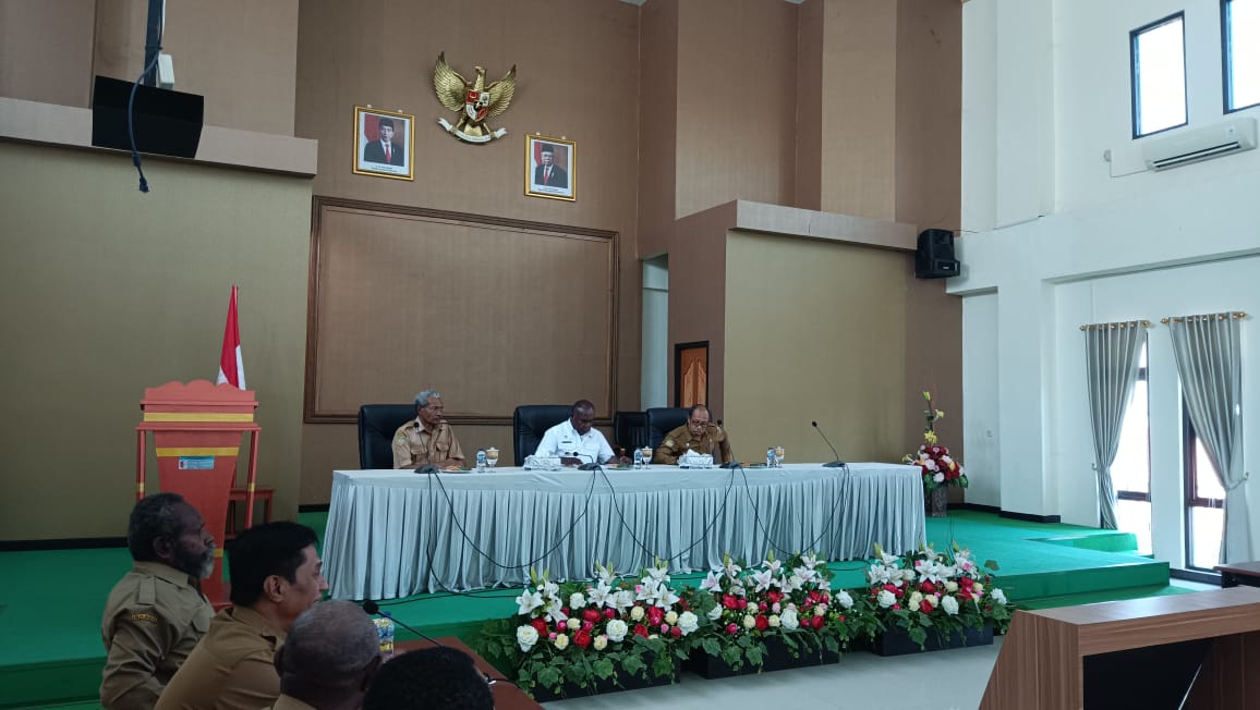 Bupati Merauke Drs. Romanus Mbaraka Instruksikan  OPD Penerima Otsus 2024 Segera Desain Kegiatan
