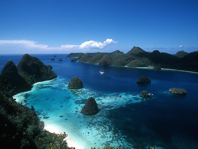 15 Kabupaten Ikuti Pemilihan Putra-Putri Pariwisata Papua 2015 