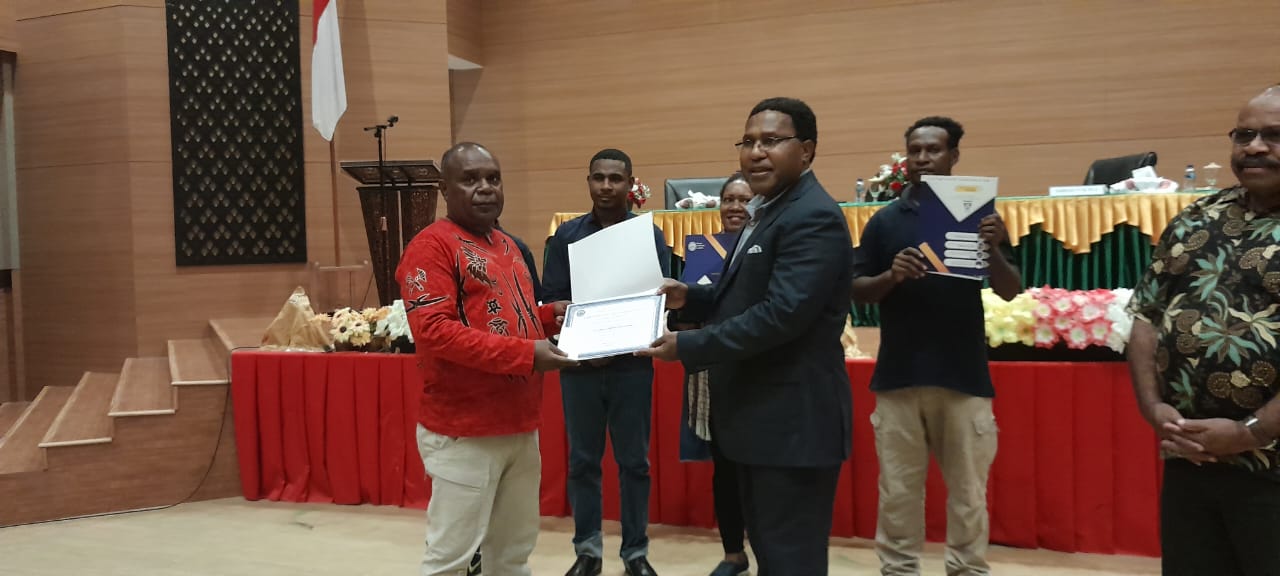 Puluhan Calon Mahasiswa Asli Malind Siap Diberangkatkan Keluar Negeri