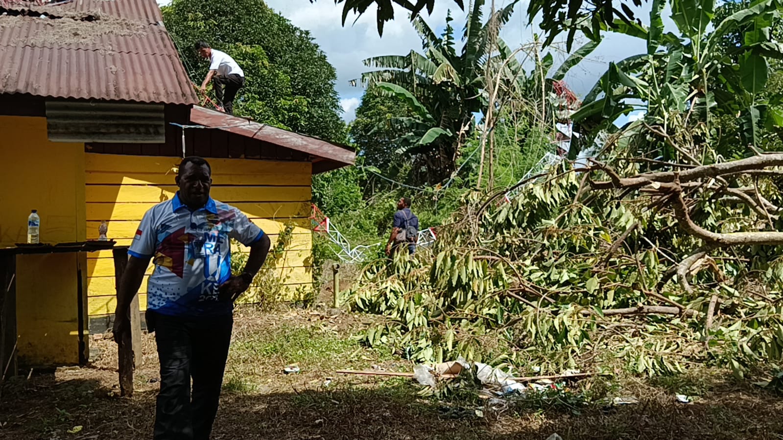Pasca Rubuh Tower Internet Pemda, Kadis Kominfo Merauke Turun Lapangan
