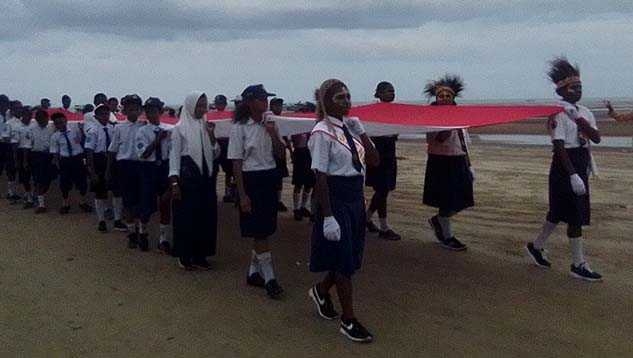 Gebrakan Sang Kepala Sekolah, Ã¢â‚¬ËœGandeng Sekolah Pesisir, Gelar Pekik Kebangsaan Anak NusantaraÃ¢â‚¬â„¢