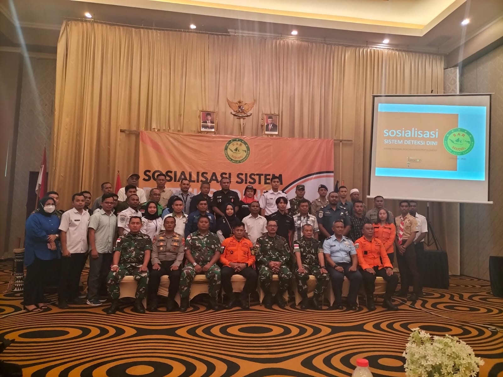 Kegiatan sosialisasi sistem deteksi dini bagi stake holders yang ada di Kabupaten Merauke, di Swissbel hotel Merauke
