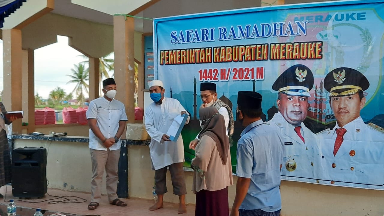 Masjid Darul Muhajirin Kampung Isano Mbias Di Kunjungi Tim Safari Ramadhan