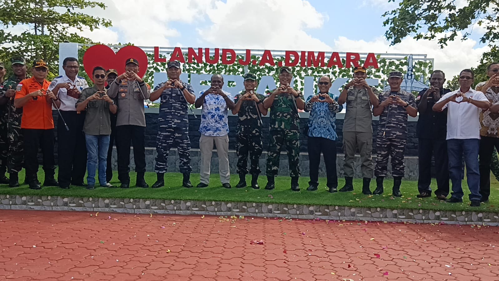 Romanus Mbaraka Resmikan Taman I Love Merauke Lanud JA Dimara