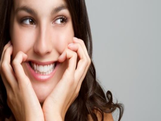 TERTAWA UNTUK HIDUP SEHAT