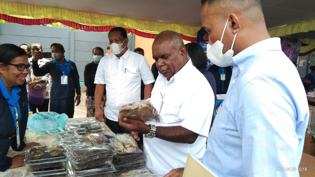 Bupati Merauke Minta Pelaku UMKM  Tingkatkan Kualitas dan Kemasan Produk 