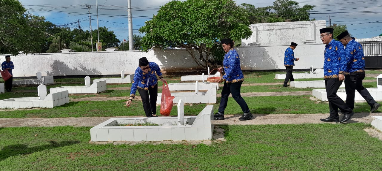 Anggota Korpri Kabupaten Merauke Tabur Bunga di TMP Jelang HUT ke-53
