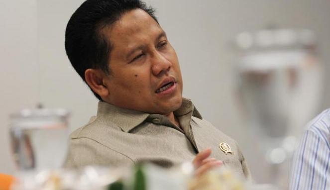 Menakertrans Keluarkan Aturan Outsourcing Baru Akhir Oktober