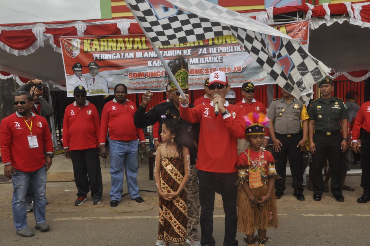 145 Kelompok Peserta Ramaikan Karnaval di Merauke