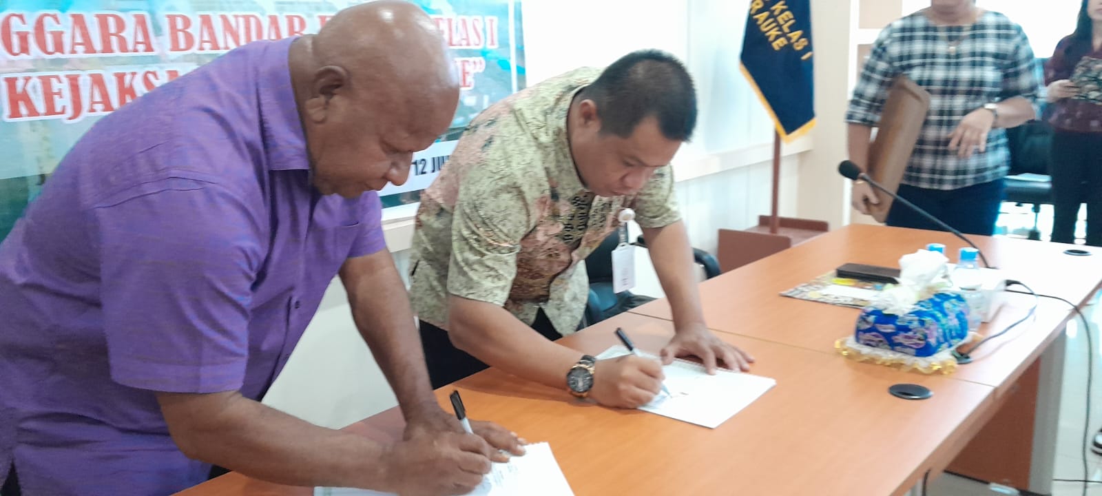 Bandara Mopah dan Kejaksaan Negeri Merauke Teken MoU Terkait Penanganan Masalah Hukum dan Tata Usaha Negara