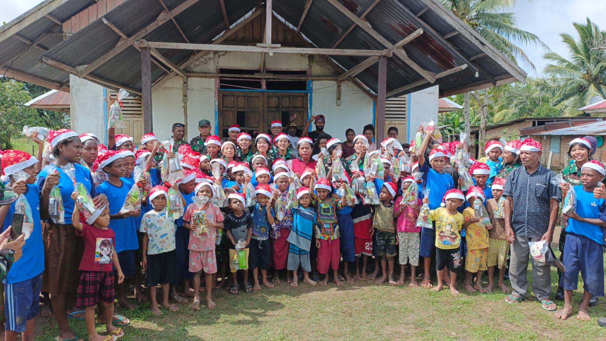 Korem 174/ATW Salurkan Tali Asih dari KSAD, Sasarannya Pelajar di Kampung